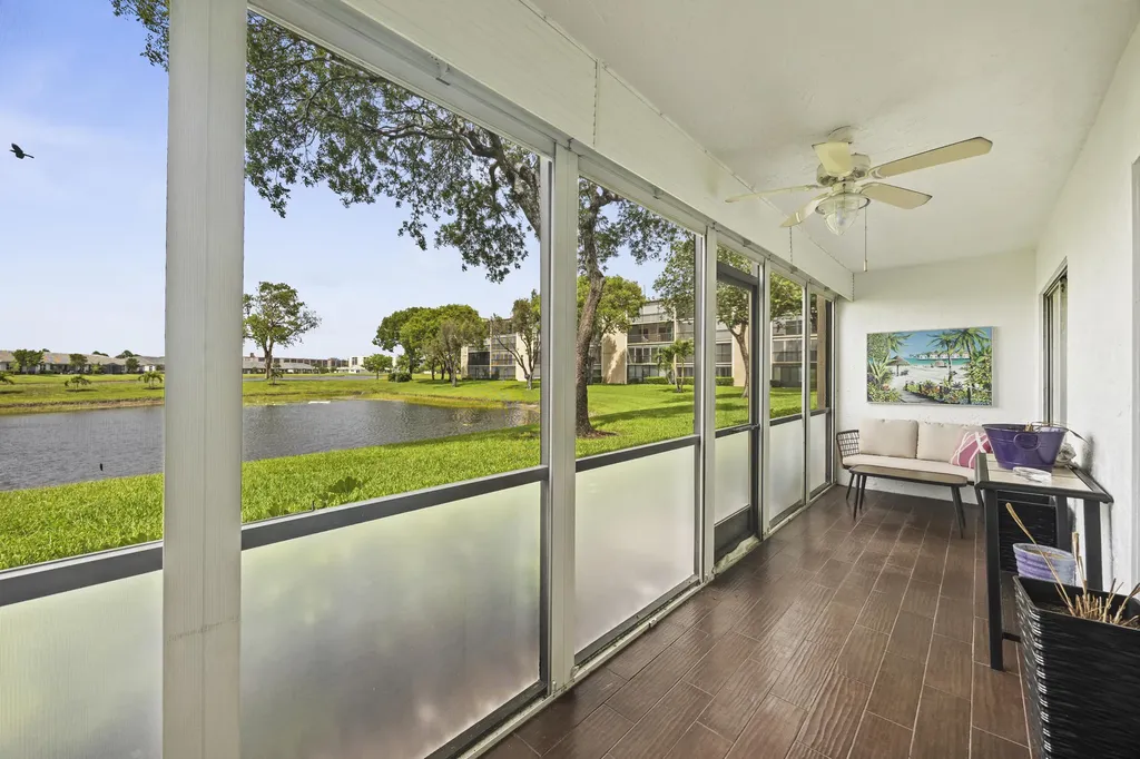 7146 Huntington Lane Delray Beach FL 33446