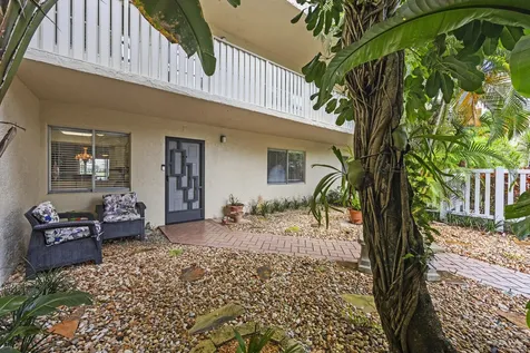 7146 Huntington Lane Delray Beach FL 33446