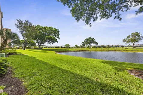 7146 Huntington Lane Delray Beach FL 33446