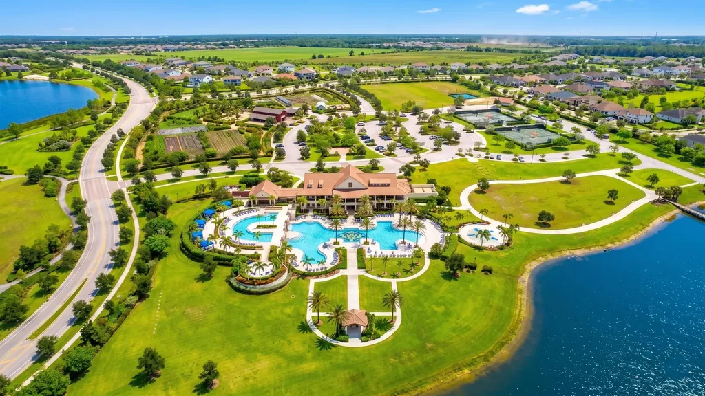 686 Hookline Circle Loxahatchee FL 33470