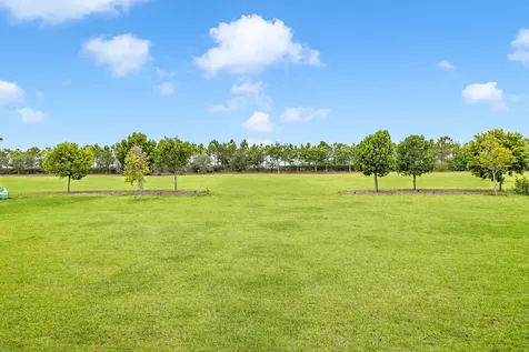 686 Hookline Circle Loxahatchee FL 33470