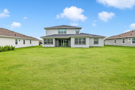 686 Hookline Circle Loxahatchee FL 33470