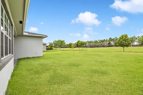 686 Hookline Circle Loxahatchee FL 33470