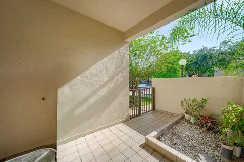 4217 NW 22nd Street Coconut Creek FL 33066