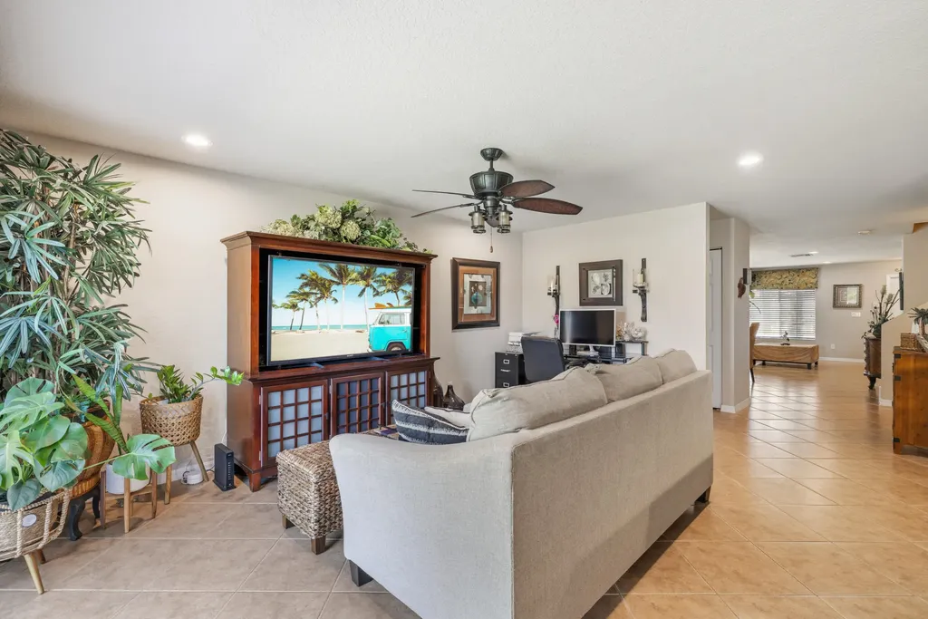 5580 45th Avenue Vero Beach FL 32967