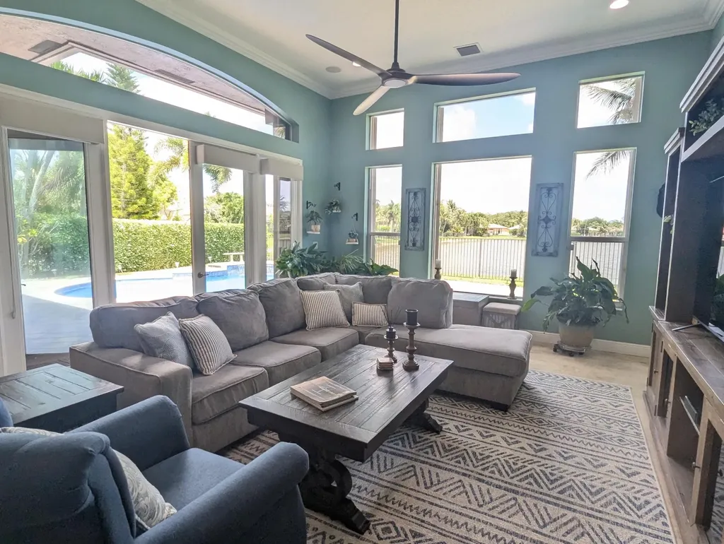 10640 Oak Meadow Lane Lake Worth FL 33449
