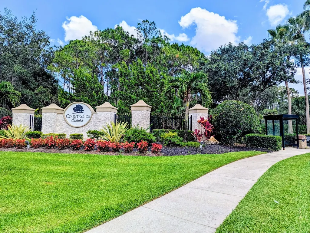10640 Oak Meadow Lane Lake Worth FL 33449