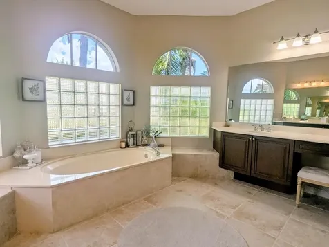 10640 Oak Meadow Lane Lake Worth FL 33449