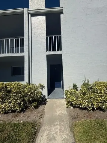 2900 SW 22nd Avenue Delray Beach FL 33445