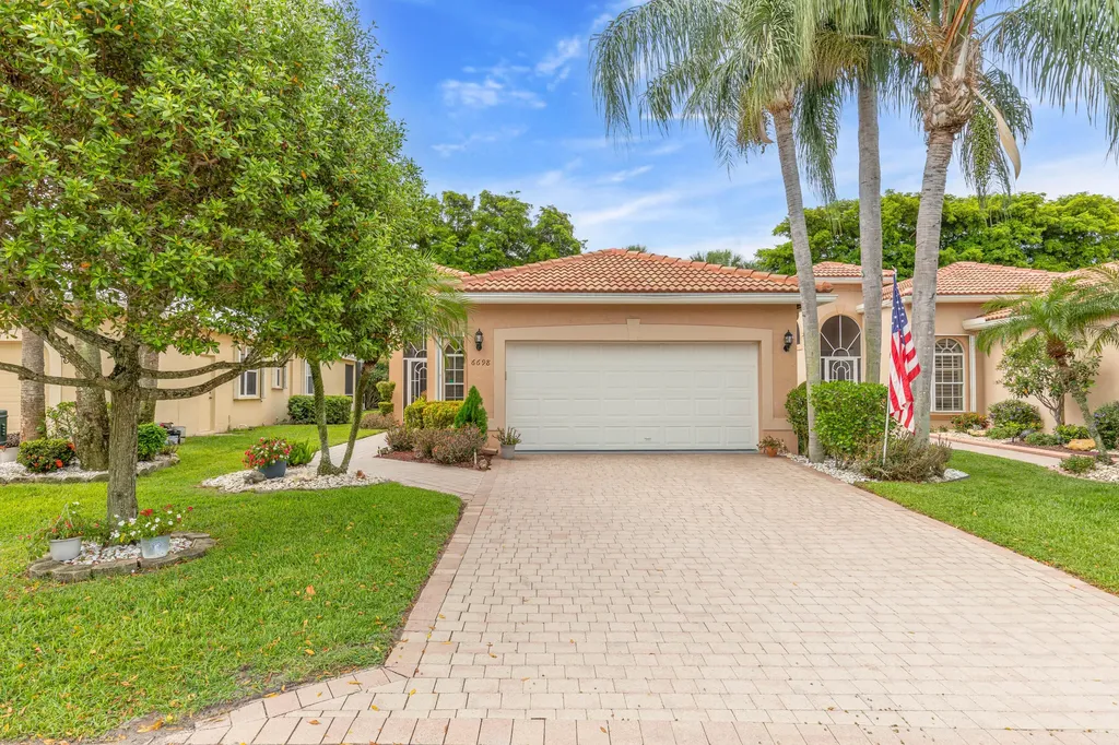 6698 Vía Roma Delray Beach FL 33446