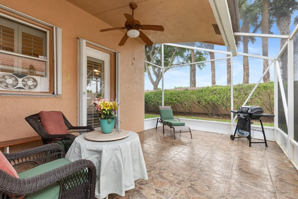 6698 Vía Roma Delray Beach FL 33446