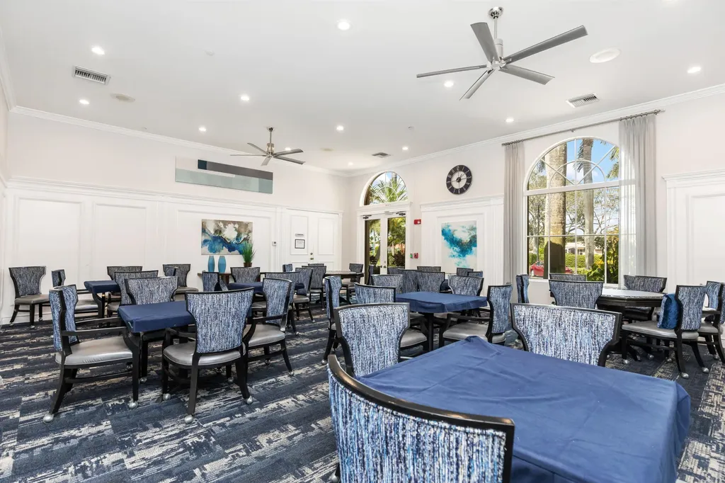 6698 Vía Roma Delray Beach FL 33446