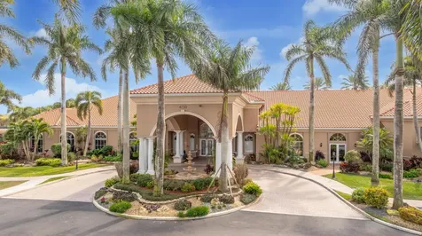 6698 Vía Roma Delray Beach FL 33446