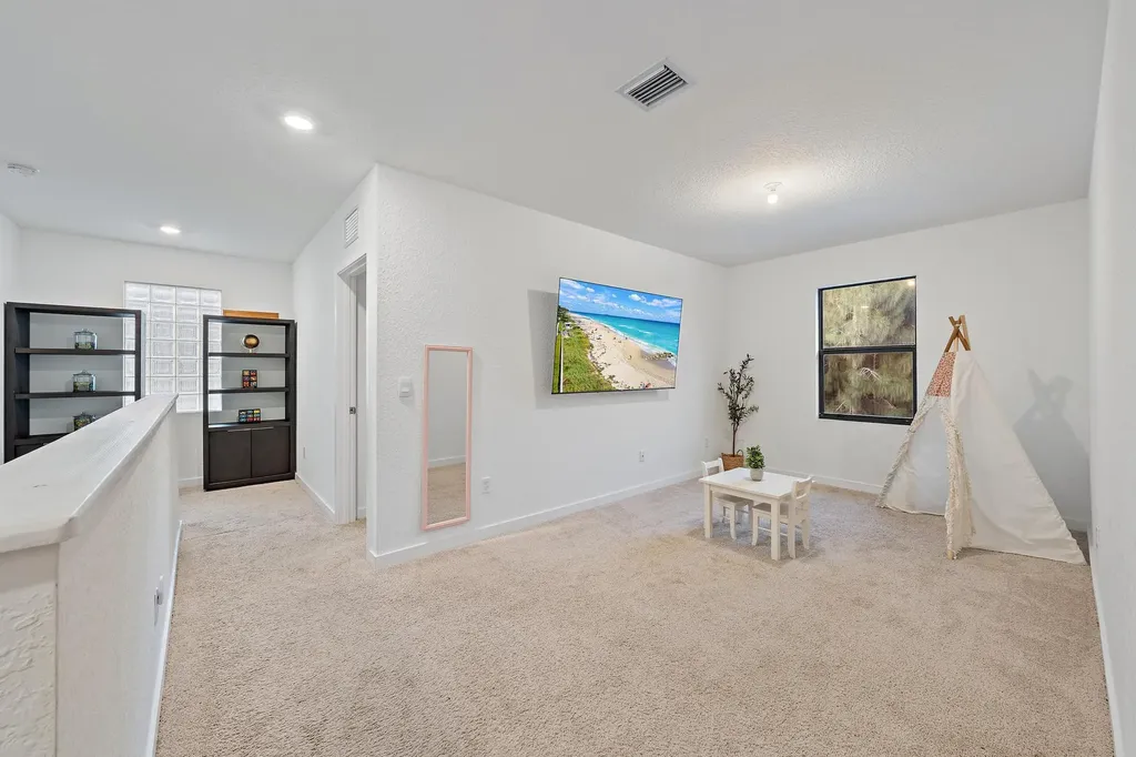 18452 Glenstone Street Jupiter FL 33458