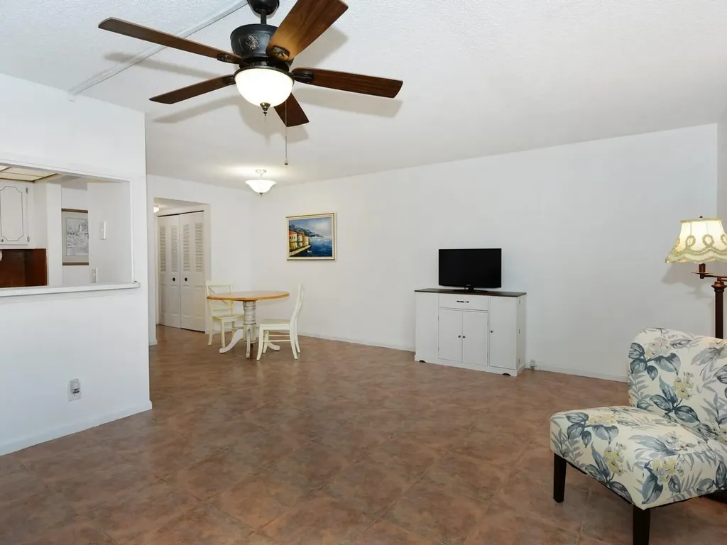 317 Northampton P West Palm Beach FL 33417