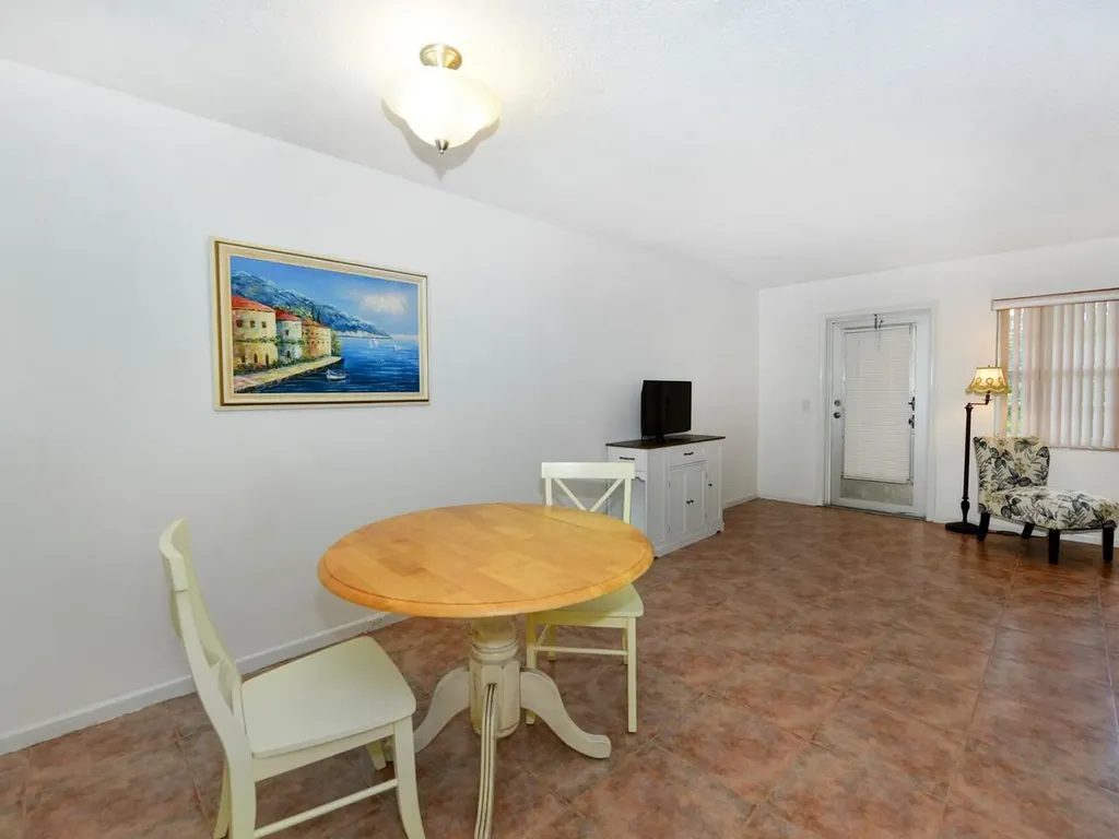 317 Northampton P West Palm Beach FL 33417