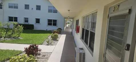 317 Northampton P West Palm Beach FL 33417