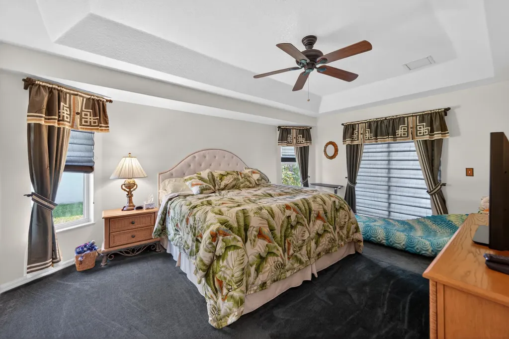 1541 SW Underwood Avenue Port St Lucie FL 34953