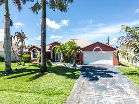 1541 SW Underwood Avenue Port St Lucie FL 34953