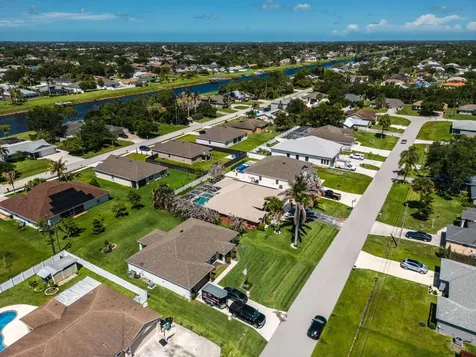 1541 SW Underwood Avenue Port St Lucie FL 34953