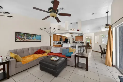 1541 SW Underwood Avenue Port St Lucie FL 34953