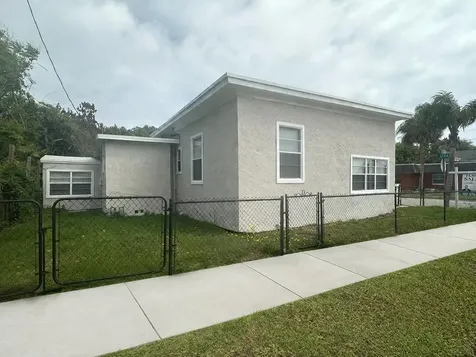 139 Alma Court Fort Pierce FL 34950