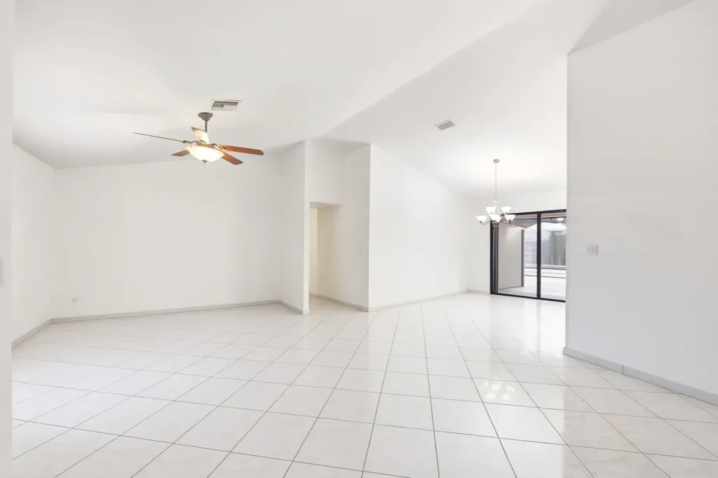 375 NW 53rd Street Boca Raton FL 33487