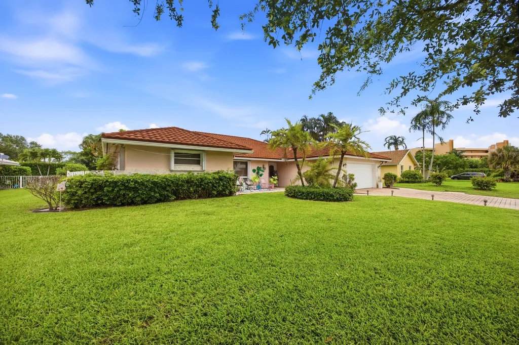 375 NW 53rd Street Boca Raton FL 33487