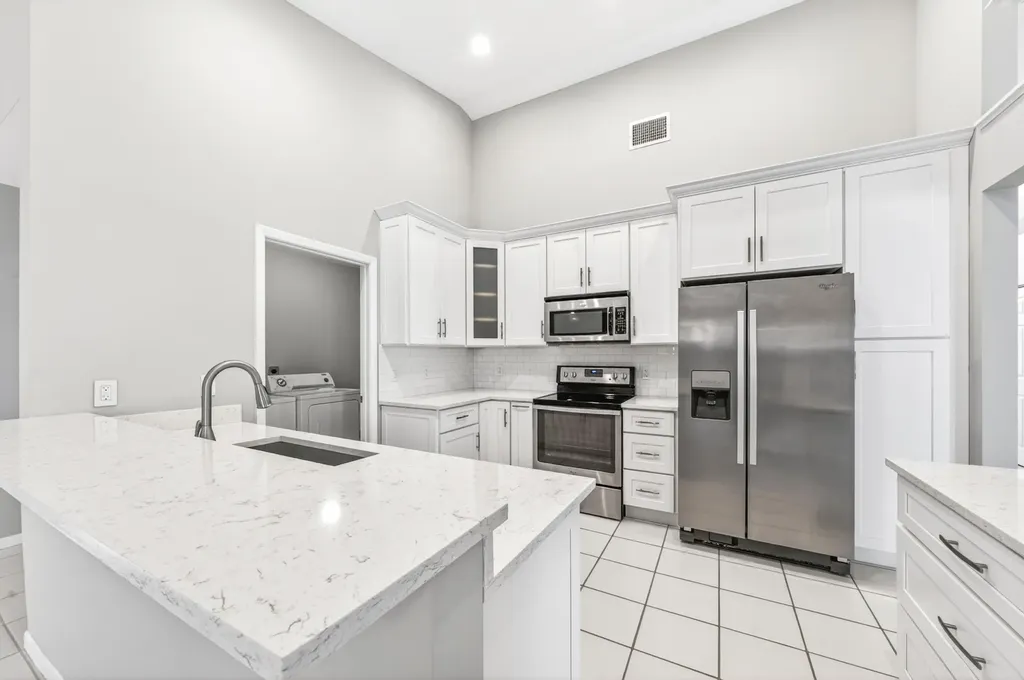 17212 Balboa Point Way Boca Raton FL 33487