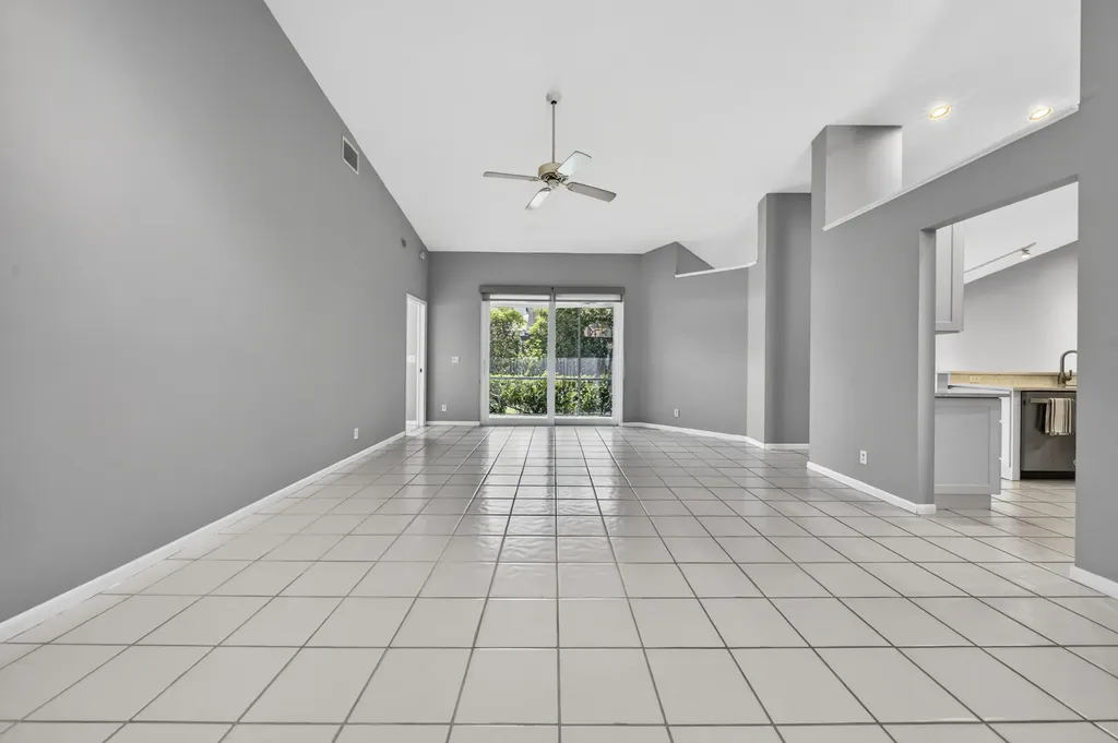 17212 Balboa Point Way Boca Raton FL 33487