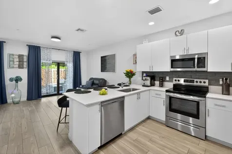 223 SW 159th Terrace Pembroke Pines FL 33027