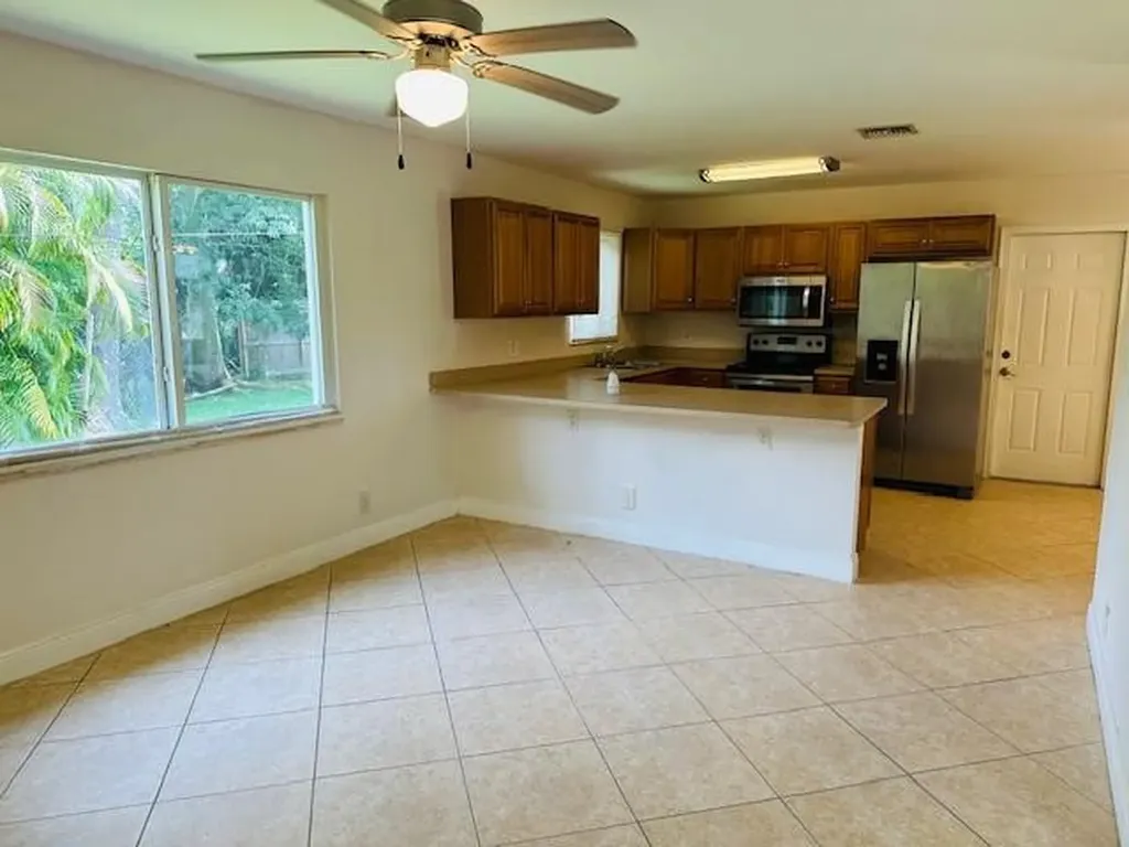 3421 Helena Drive Lake Worth FL 33461