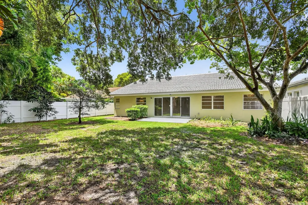 3730 Green Cypress Way Lake Worth FL 33467