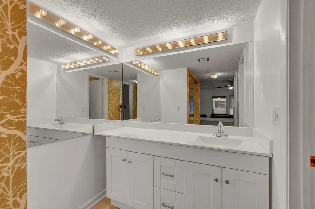 11255 Green Lake Drive Boynton Beach FL 33437