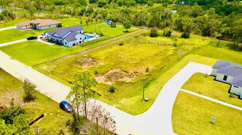10627 Lighter Wood Lane Fort Pierce FL 34945