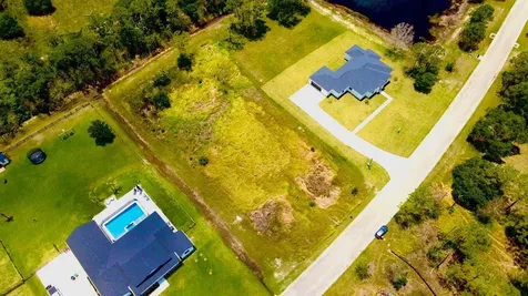 10627 Lighter Wood Lane Fort Pierce FL 34945
