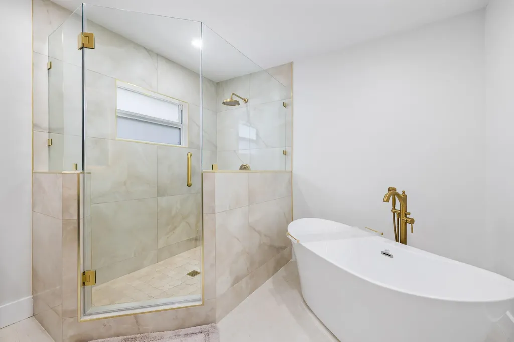 342 Fairway W Tequesta FL 33469