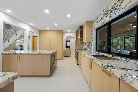 342 Fairway W Tequesta FL 33469