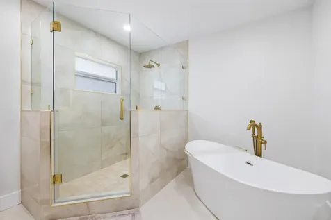 342 Fairway W Tequesta FL 33469