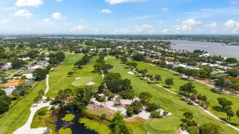342 Fairway W Tequesta FL 33469