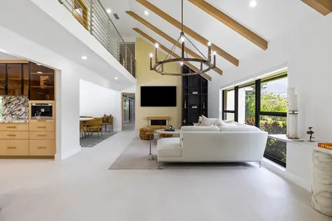 342 Fairway W Tequesta FL 33469