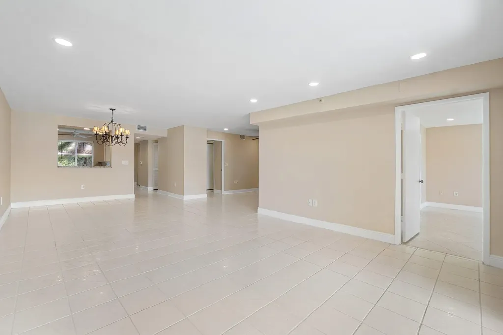 14096 Huntington Pointe Drive Delray Beach FL 33484