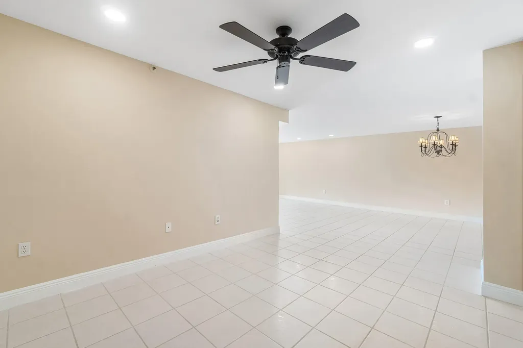 14096 Huntington Pointe Drive Delray Beach FL 33484