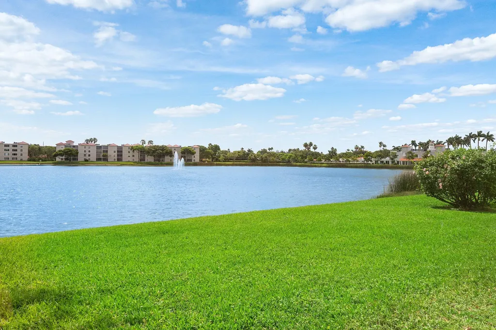14096 Huntington Pointe Drive Delray Beach FL 33484