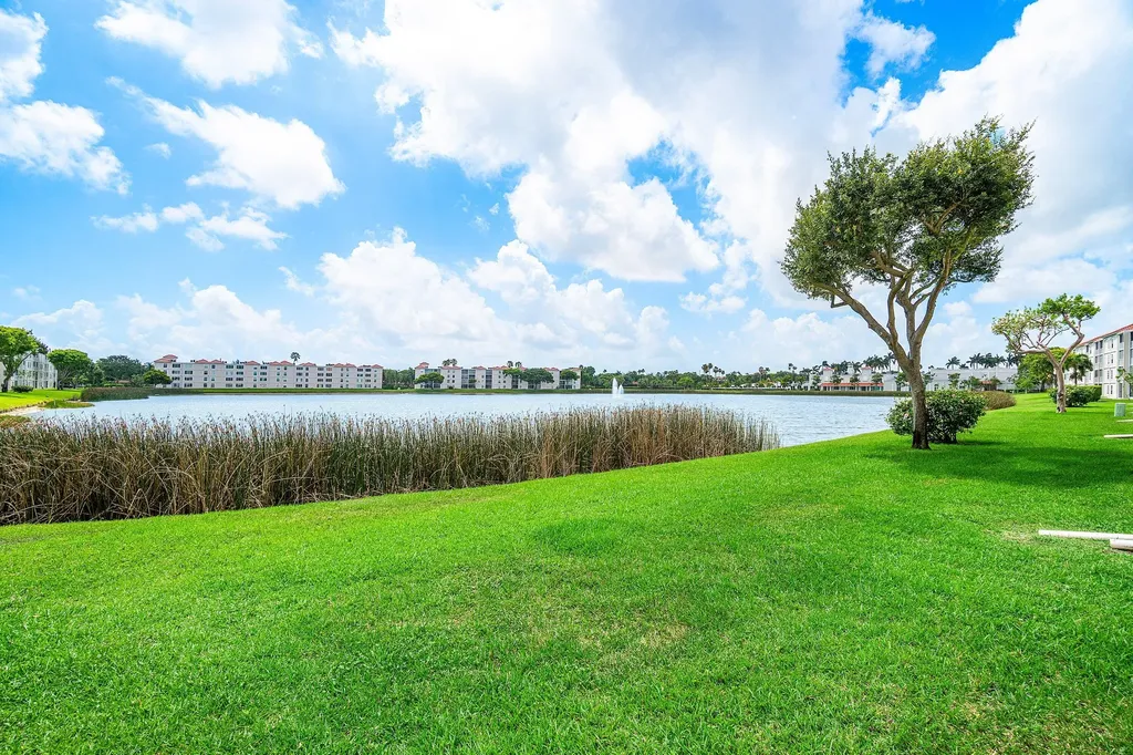 14096 Huntington Pointe Drive Delray Beach FL 33484