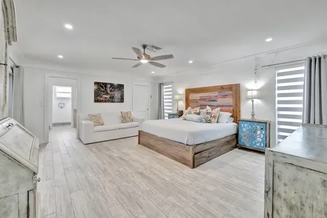 9010 S Lake Dasha Drive Plantation FL 33324