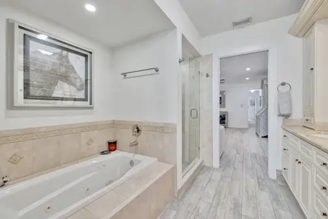 9010 S Lake Dasha Drive Plantation FL 33324