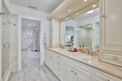 9010 S Lake Dasha Drive Plantation FL 33324