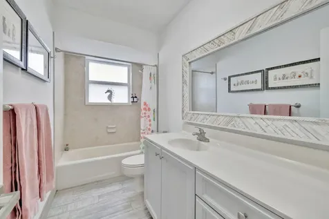 9010 S Lake Dasha Drive Plantation FL 33324