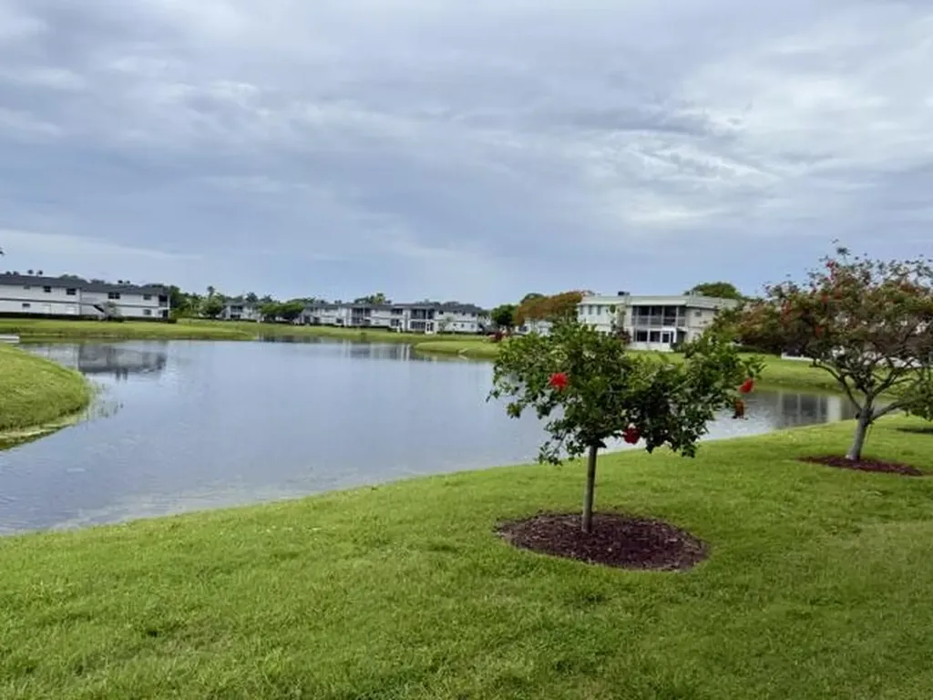 749 Monaco P Delray Beach FL 33446
